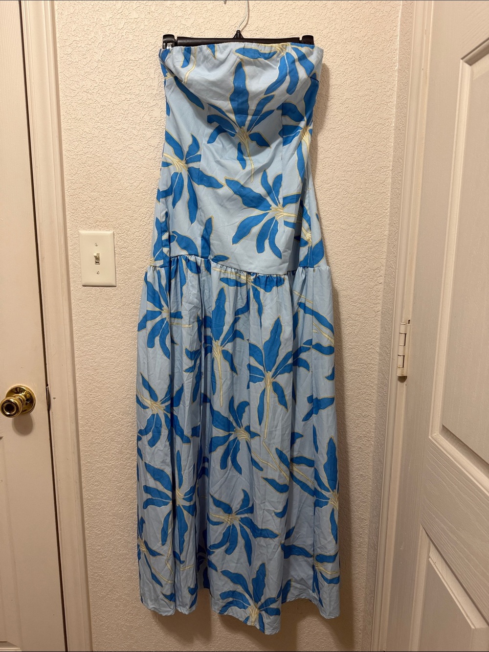 NWOT Strapless Light Blue Floral Maxi Dress